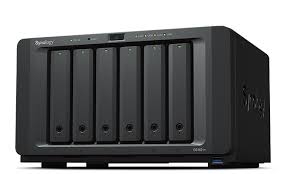 SYNOLOGY NAS DS1621+ X 6HD 3.5/2.5SATA/SSD>NO HD<Quad Core2.2GHz-4Gb DDR4 SO-Dimm-4P Giga-3P USB3.2+2P eSATA-GAR. 3 ANNI