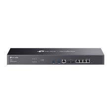 Omada Hardware Controller, 2Ã 10G SFP+ Slots, 4Ã 10/100/1000 Mbps Ethernet Ports, 2Ã USB 3.0 Port, 1Ã RJ45 Console Port, Cloud Access, Centralized Management for up to 1000 Omada EAPs, 200 Omada switc